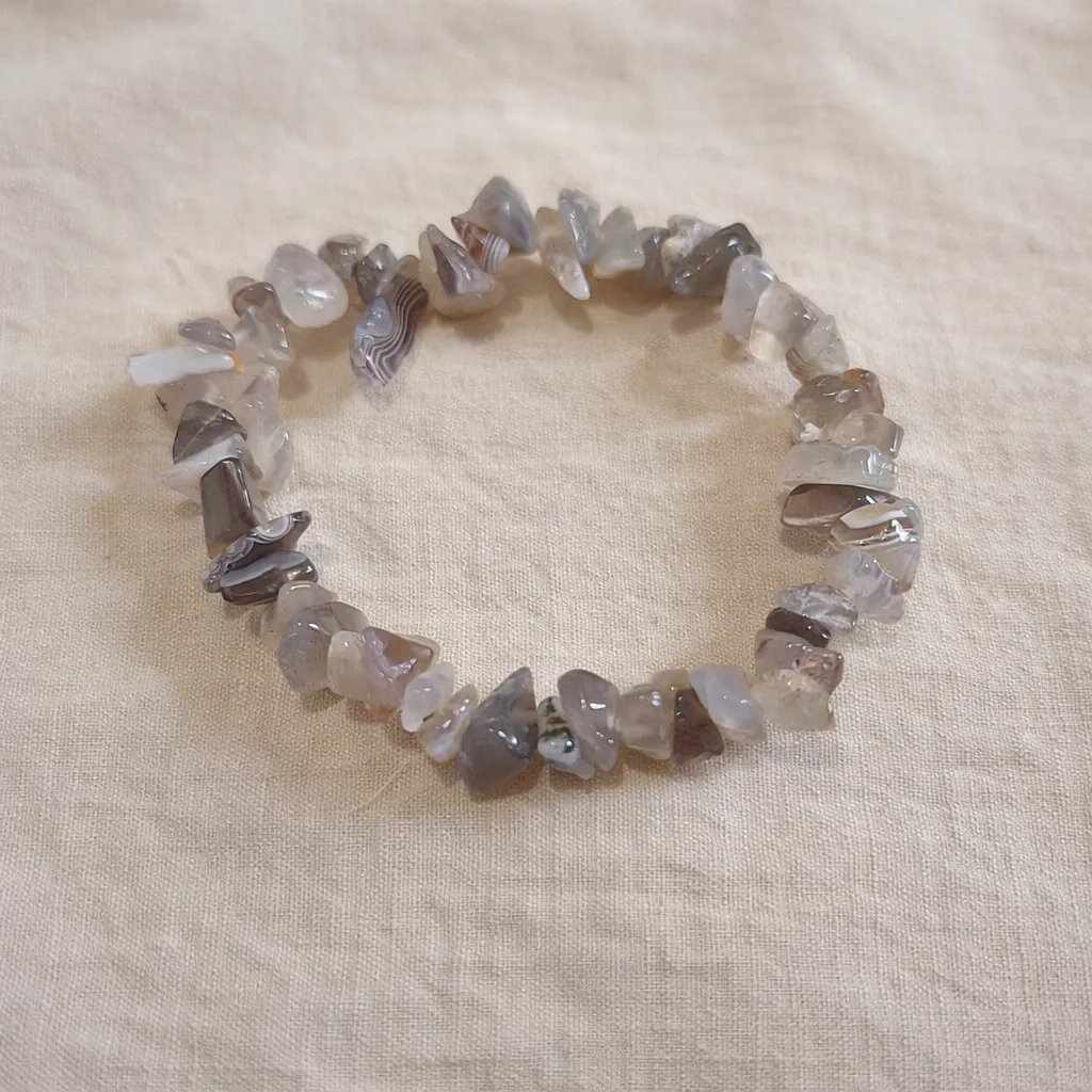 agate botswana baroque 1.webp