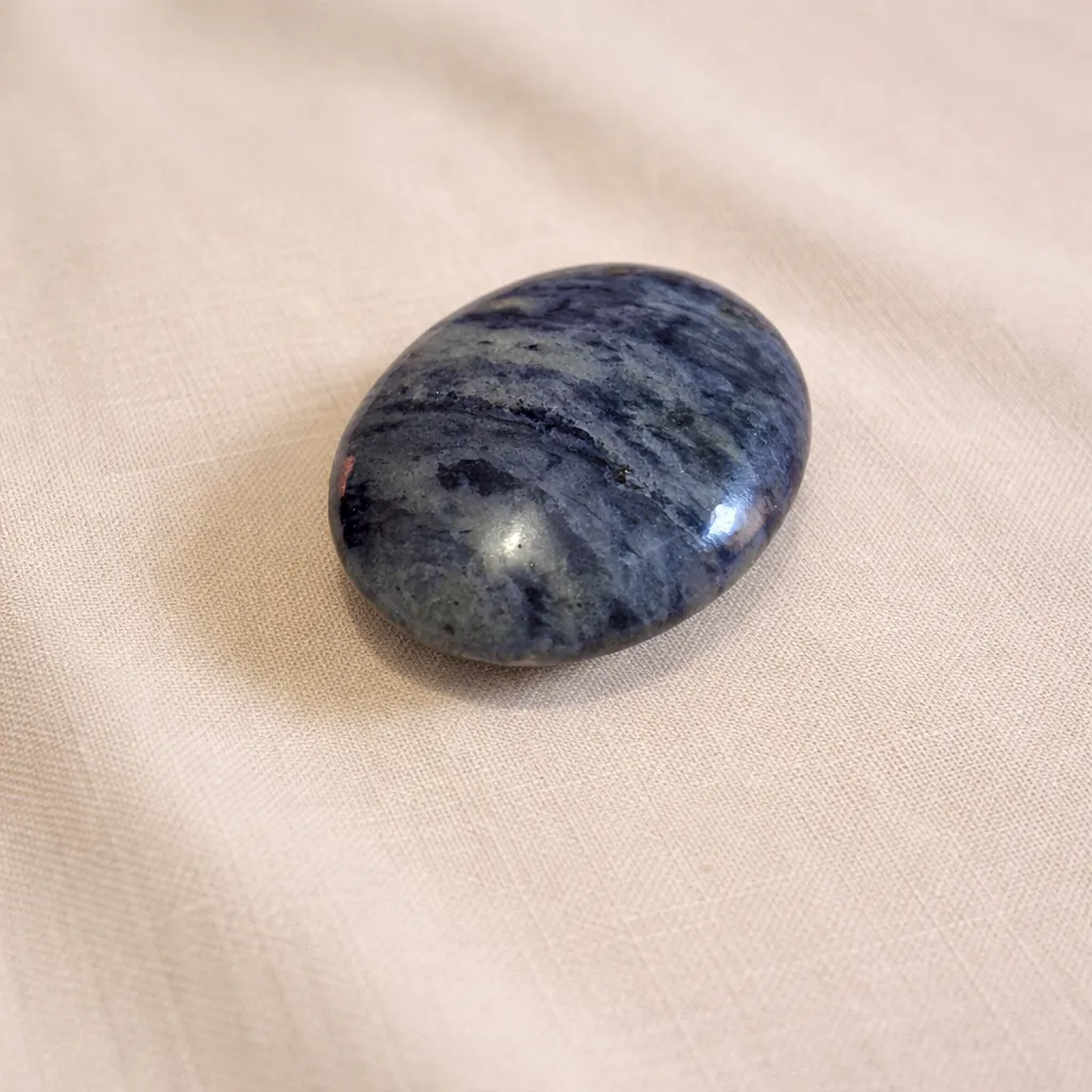 Galet Sodalite - Apaisement mental (45mm)