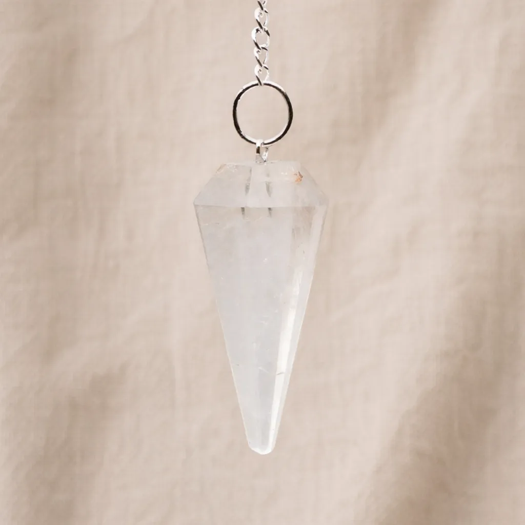 Pendule Cristal de roche - Clarté & précision