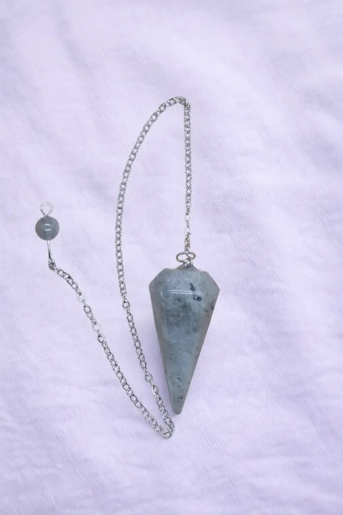 Pendule Agate grise - équilibre & clarté