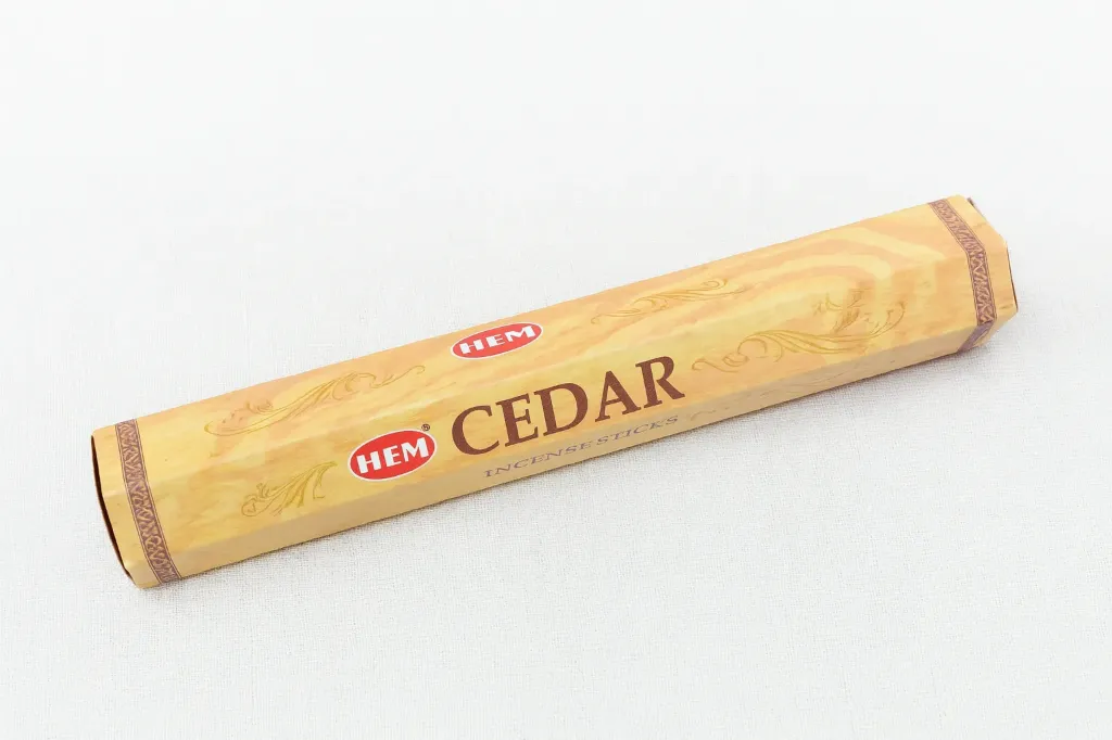 Encens bâtonnets cèdre pour la purification, l'harmonie et l'ancrage