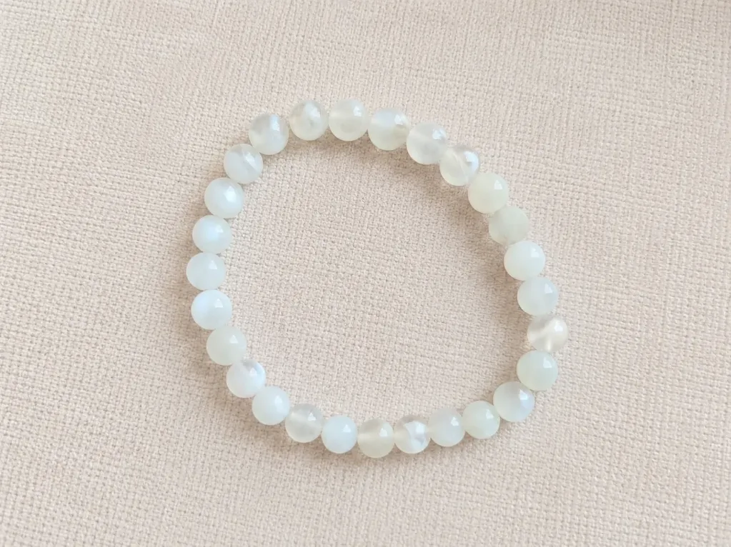 Bracelet pierre de lune - Intuition & féminité (6mm)