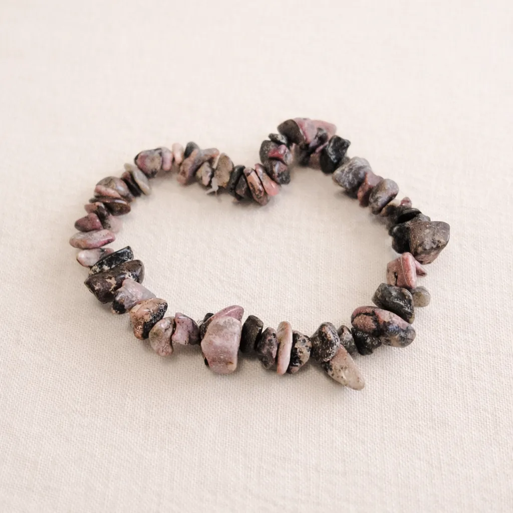 Bracelet Rhodonite - Apaisement émotionnel & pardon (baroque)